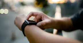 Alerta de desconto! Smartwatch com preços imperdíveis