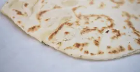 Pão com apenas 3 ingredientes é a solução rápida para quem busca uma vida saudável