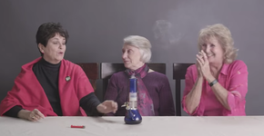 Vídeo mostra três avós experimentando maconha pela primeira vez