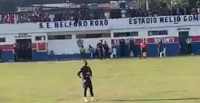 Goleiro Bruno é vaiado por torcida que cria música citando Eliza Samúdio