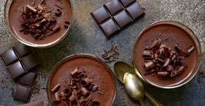 Você não vai acreditar em como este pavê de chocolate fica pronto tão rápido