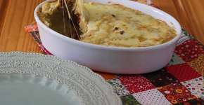 Escondidinho de mandioquinha com biomassa de banana verde