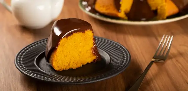 Bolo de cenoura no liquidificador: fácil e gostoso