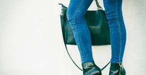 Loja virtual tem descontos de até 70% em bolsas e botas da Dumond