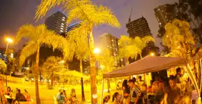 Churrascão e samba tomam conta de praça em frente ao Jardim Edite