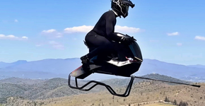 Adeus trânsito: Nova moto voadora pode chegar até 200 km/h