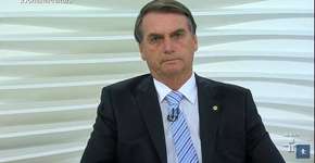 Jair Bolsonaro constrange repórter gay durante entrevista