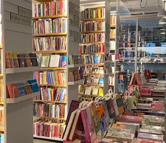 Gira event: Festival Poesia no Centro exalta literatura em SP com evento gratuito