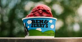 Geladinho: marca de sorvete distribui produto em apoio à campanha Outubro Rosa