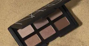 Marca de maquiagem responde a críticas sobre testes em animais