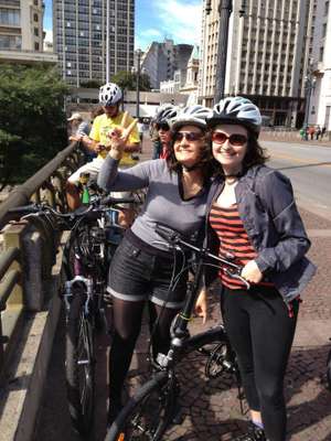 Em seu segundo emprego, teve a segunda grande mudança na sua vida, quando começou a andar de bicicleta.