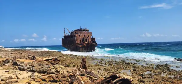 Destroços do petroleiro Maria Bianca Guidesman