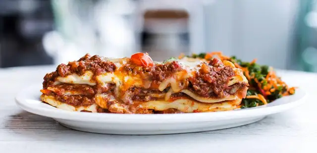 20 minutos para fazer esta saborosa lasanha de frigideira!