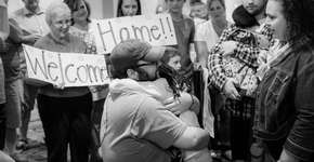 27 fotos emocionantes que retratam encontros de famílias adotivas