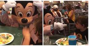 Inclusão: Mickey fala com menino surdo usando língua dos sinais