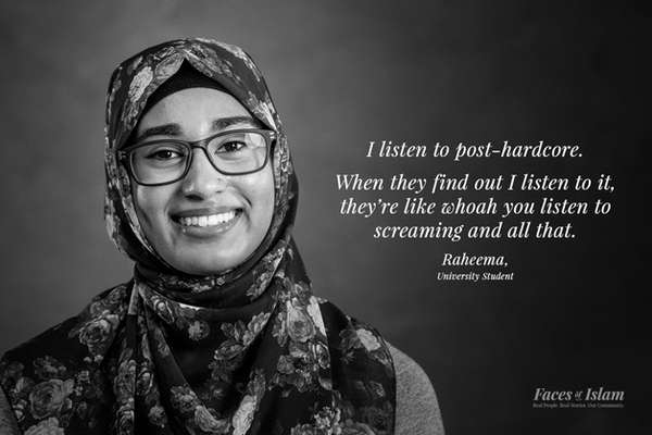 Raheema, universitária: 