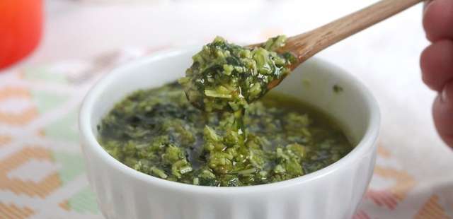 Molho pesto tradicional para uma macarronada de dar orgulho