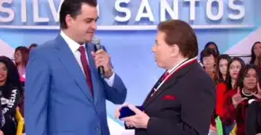 Silvio Santos tira aplausos e gritaria por Lula no programa do SBT