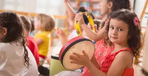 Aprender música é um importante método de alfabetização infantil