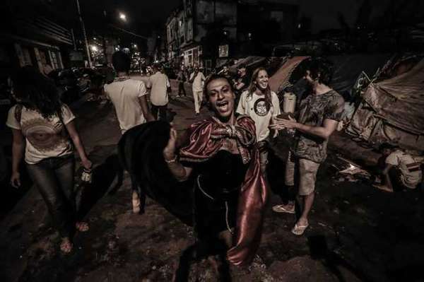 O movimento auxilia as pessoas na cracolândia e organiza eventos culturais