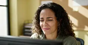 Suspiro à toa não existe; seu cérebro está tentando te avisar algo