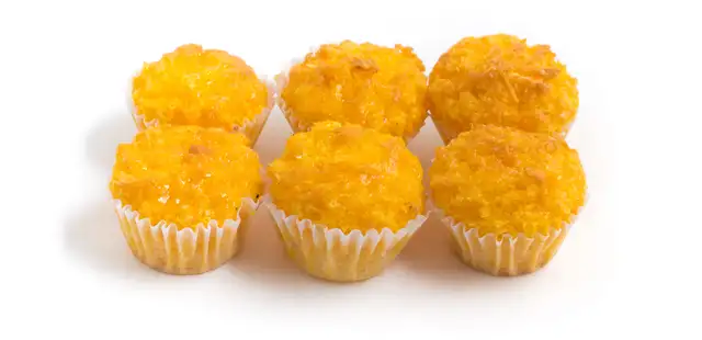 Queijadinha cremosa de forno com sabor que lembra casa de vó