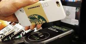 Starbucks lança capa para celular que permite que clientes paguem suas contas