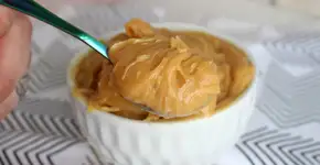 Doce de leite caseiro em 8 minutos para quando bater vontade