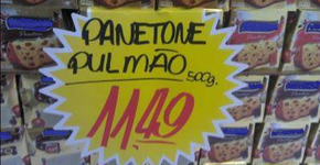 Promoções malucas de NATAL: as placas mais engraçadas da internet