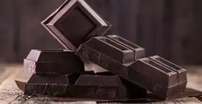 Chocolate amargo melhora humor, memória e imunidade