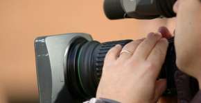 Énois oferece cursos online de jornalismo