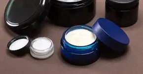 Anvisa cancela 1.266 pomadas, ceras e sprays para cabelos