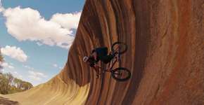 ‘Onda’ de pedra de 14 metros atrai turistas na Austrália