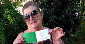 Sobrinho faz guia de como usar celular para tia de 76 anos