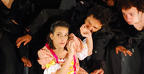 Estreia do espetáculo “Terra Papagallisi!” no CCSP