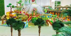 Hotel no interior de SP inaugura 1º parque aquático coberto do Brasil