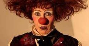 Espetáculo circense “Manela e o show dela” no Sesc Pompeia