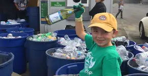 Sustentabilidade: garoto de 7 anos cria empresa de reciclagem