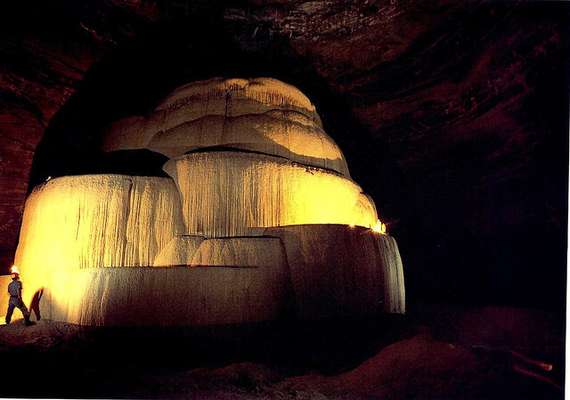Bolo de Noiva’, no interior da caverna (Foto: Sthel Braga/Flickr)