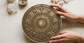 Beleza eterna: 7 signos do zodíaco que permanecem belos mesmo na terceira idade