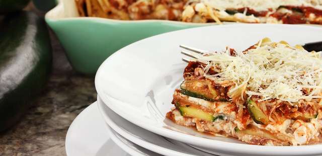 Esta lasanha de abobrinha é muito prática evai transformar suas refeições