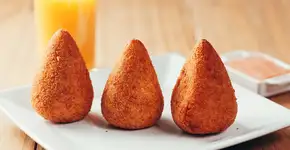 Quem tem medo de comer coxinha?