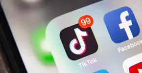 12 professores para seguir no TikTok e se preparar para Enem