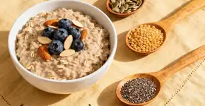 Faça suas unhas crescerem mais rápido com esses 5 alimentos que você nunca imaginou