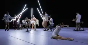 Espetáculo ‘BIOGLOMERATA’