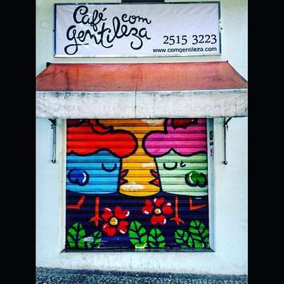 Graffiti sem local especificado, clicado por @sergioabreu