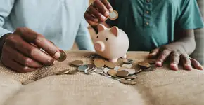 Curso gratuito orienta famílias no uso consciente do dinheiro