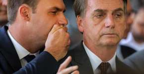 Folha: Bolsonaro paga senadores para dar embaixada ao filho Eduardo