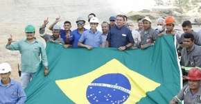 Bolsonaro posa para foto com trabalhadores, mas eles fazem ‘L’ comas mãos