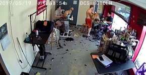 Vídeo flagra atendente de pet shop jogando gato na parede